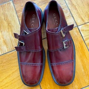 Gucci Dress Shoes with Buckles